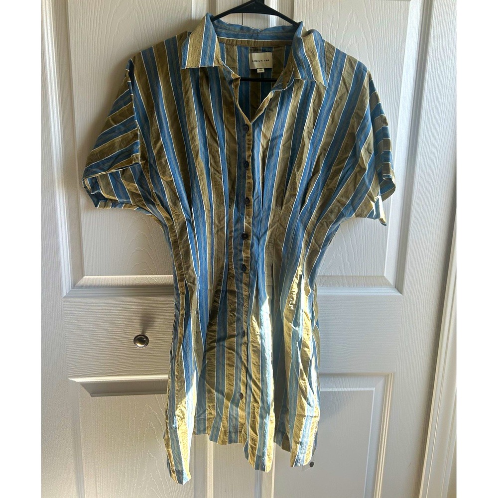 Adelyn Rae Women's XS Blue Beige Striped Collared Short Sleeve Button-Up Top